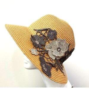 🆕️👒 NATURAL WITH FLORAL APPLIQUÉ SUN HAT👒